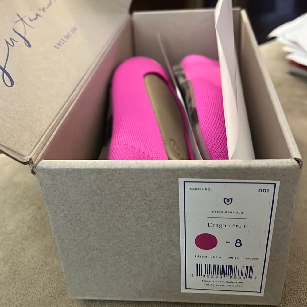Brand New Size 8 Rothy’s “The Flat” Dragon Fruit color